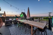 The Chic Retreat - Rooftop + Hot Tub + Cold Plunge