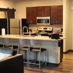 Walk to Jack Trice Stadium & Reiman Gardens Apt