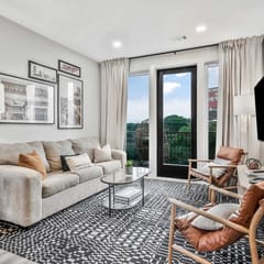 Nashville Designer PH City Views + Rooftop Access