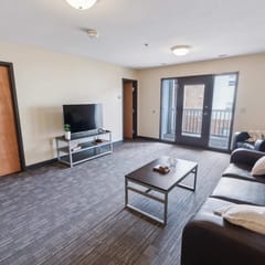 Private Balcony & Fast WiFi Near OSU & Shopping
