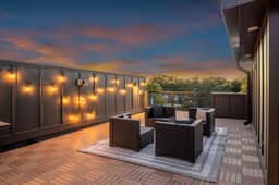 2 Luxe Townhomes + Rooftop Views Walk Score 79