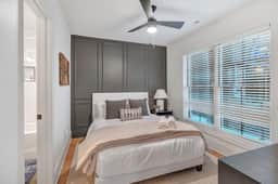 2 Luxe Townhomes + Rooftop Views Walk Score 79