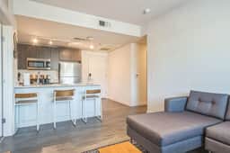 Charming Stay Near Downtown & Greenbelt