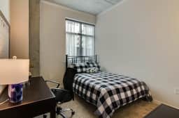Extended Stay Ready - Walk to King St - Sleeps 8!
