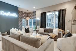 Luxury Home - Rooftop - Game Room - 1 mile to DT