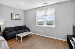 New Cozy Downtown Studio Near IU & Kirkwood
