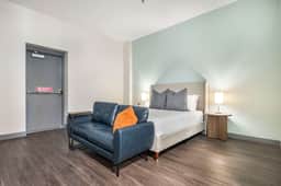 Right Next To Atrium Hospital | ADA-Friendly Stay