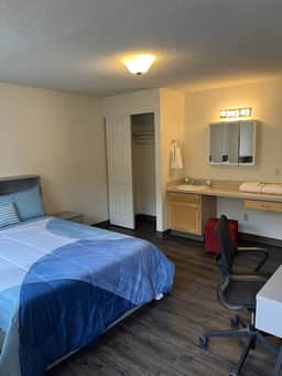 WSU HomeBase Comfort & Convenience Near Airport