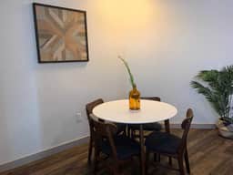 Relaxing + Spacious Fayetteville Flat