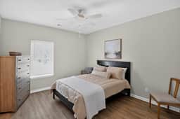 New-Build Retreat | Garage, Pool & Fitness Center - Image 4