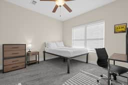 Bright and Modern Retreat Near UGA & Five Points - Image 4