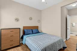 Modern Stay near UTSA | Pool & Basketball Court - Image 5