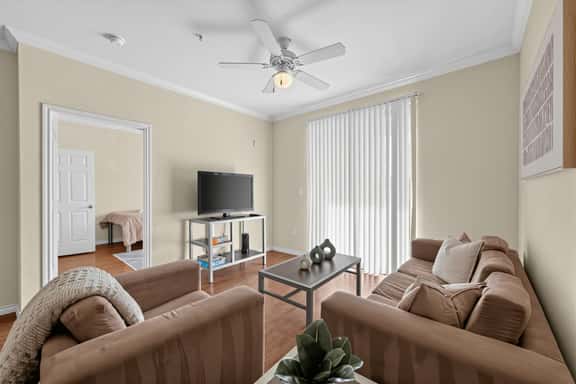 Gather, Unwind & Stay Close to UNT & DT Denton - Image 1