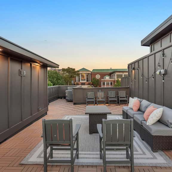 Hillsboro / 12 South Luxe Home - Rooftop - 2mi DT - Image 1