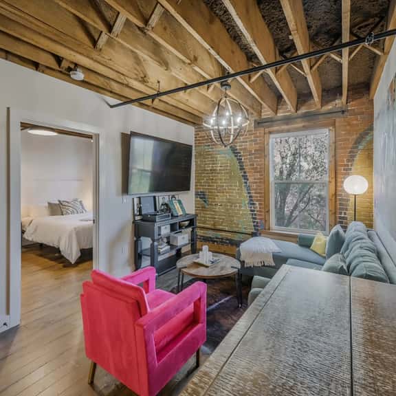 Luxe Getaway Loft + Speakeasy | Stay Near Broadway - Image 1