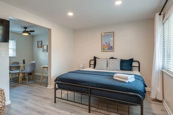 Melrose Condo Near 12 South & Vanderbilt