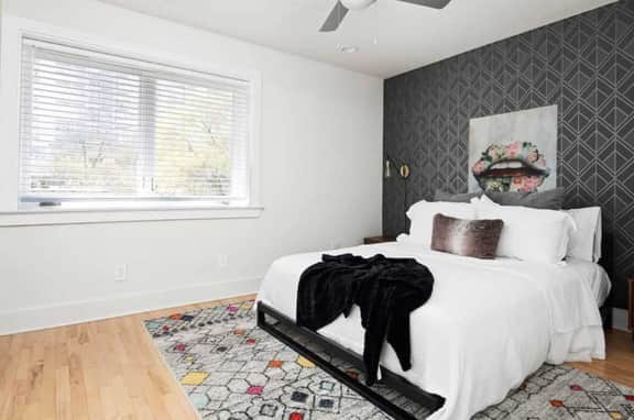 Modern Midtown Stay Steps to Fox Theatre & Dining