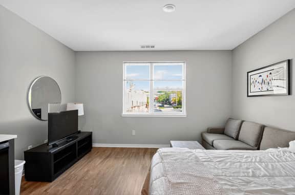Modern Retreat Near Campus & Kirkwood Nightlife