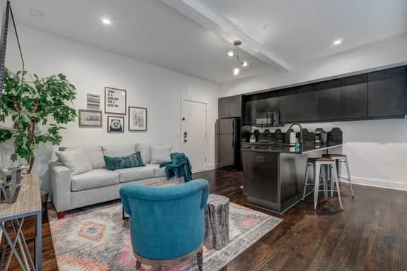 Modern Stay in Midtown Steps to Piedmont Park