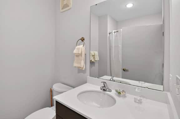 New Cozy Downtown Studio Near IU & Kirkwood