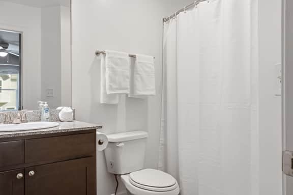 New Spacious Stay Near CU W/ Resort-Style Features