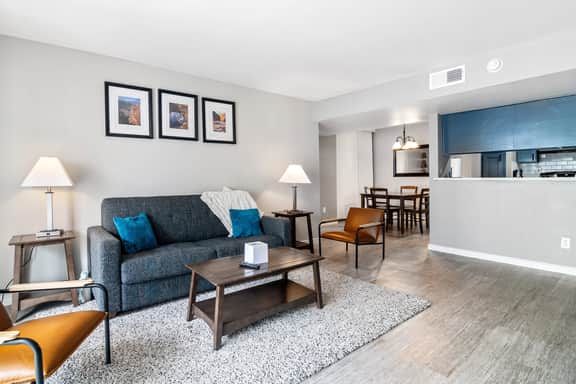 Spacious 2BR Near Buffalo Bayou Park | 8 Min to Downtown