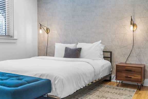 Stylish Midtown Stay Near Park, Dining & MARTA