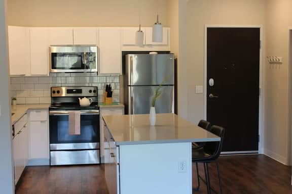 Walk to Campustown Cafes from Stylish Retreat
