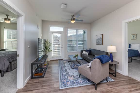 Stylish Retreat | Only 2miles to UC & Downtown Life