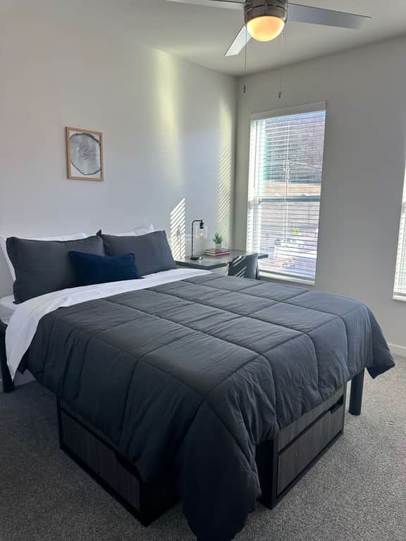 Stylish Retreat | Only 2miles to UC & Downtown Life