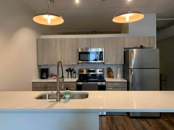 Relaxing + Spacious Fayetteville Flat