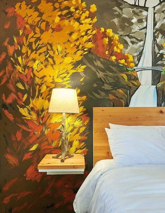 Artistic Suite at the Kenton Hotel