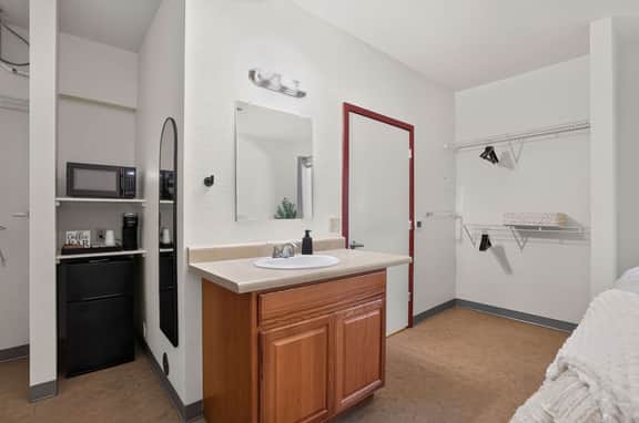 The Nest | Cozy Comfort near DT Tempe and UAT - Image 3