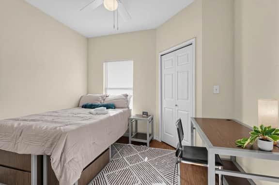 Spacious Campus Getaway Near UNT & Downtown - Image 3
