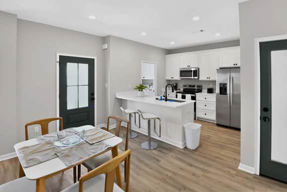 Flatts at SC_13-107_1BR 1 - Image 3