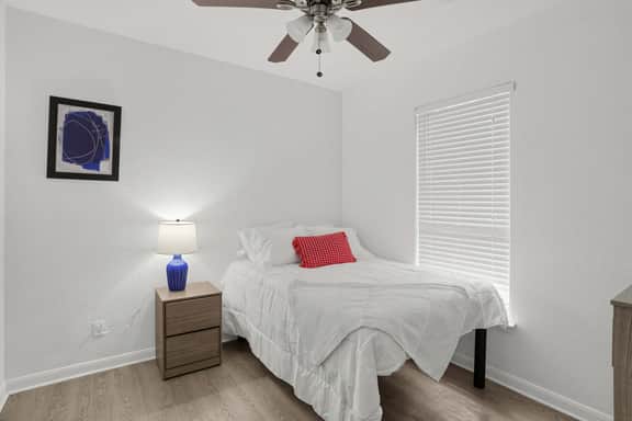 Modern Stay Near Ole Miss with Pool, Gym and Fire Pit - Image 3