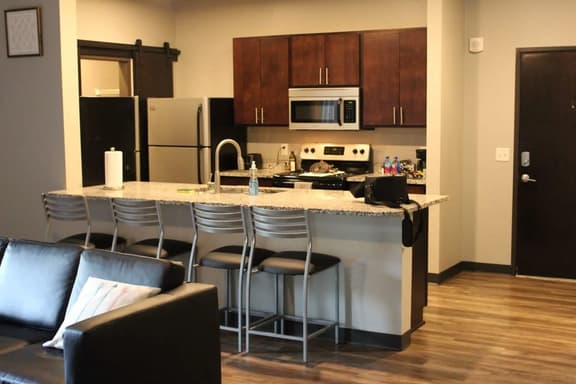 Comfortable Stay Near Campus Hotspots