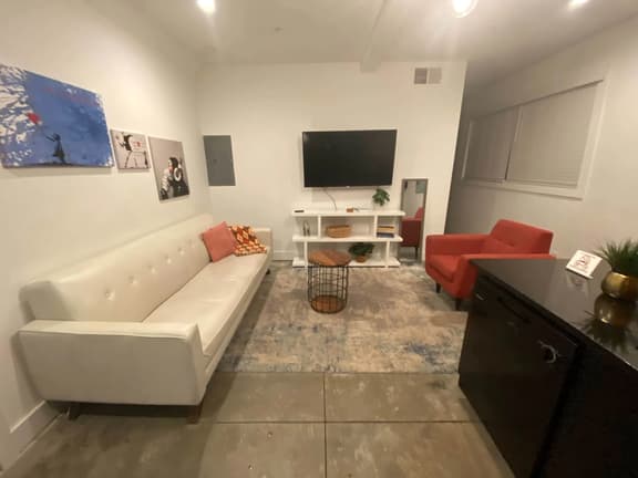 Designer Retreat in Midtown with 94 Walkscore
