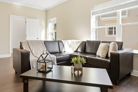 Gather & Unwind | Near Dining & Shops + Near CU!