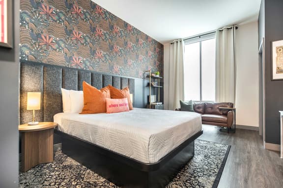Otis Redding Design - Downtown - Walk Score 72