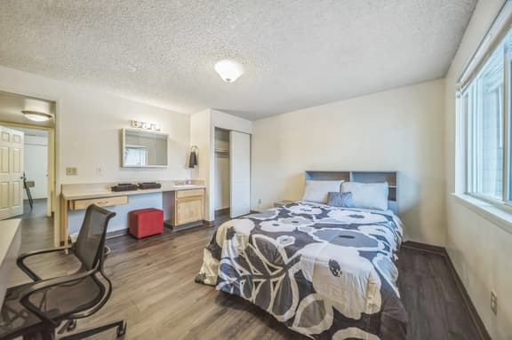 WSU HomeBase Comfortable Stay Minutes from Airport