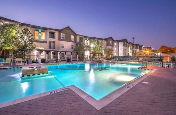 Spacious Group Getaway Near UNT & DT Denton - Image 1